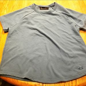 Short sleeve Under Armour ladies running short terry Med keyhole back blue